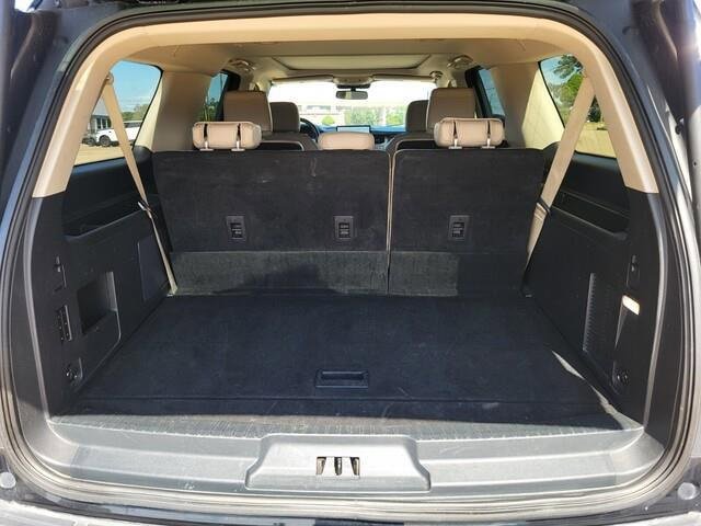 Used 2023 Ford Expedition Max Limited image 10