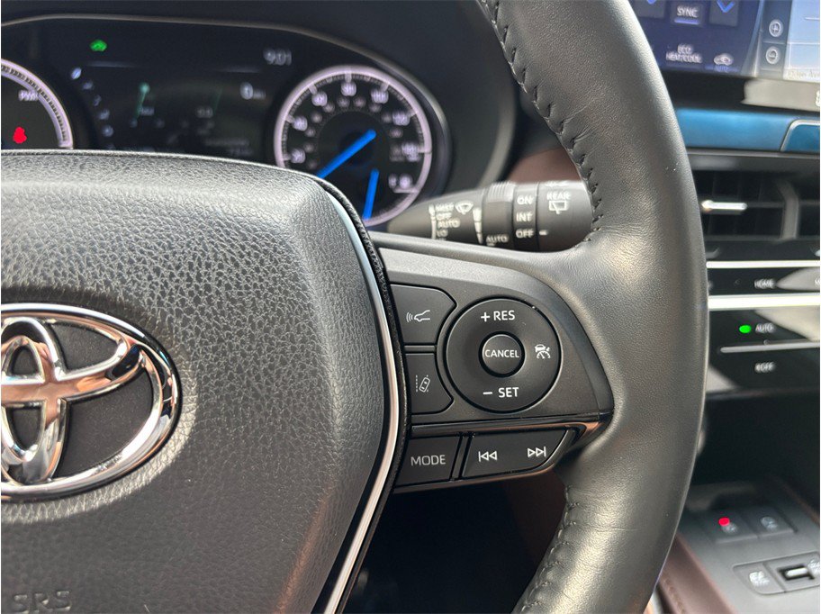 Used 2022 Toyota Venza Limited w/ Advanced Technology Package AWD/4WD image 31