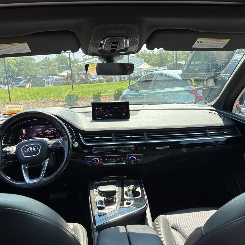 Used 2018 Audi Q7 3.0T Prestige AWD/4WD image 6
