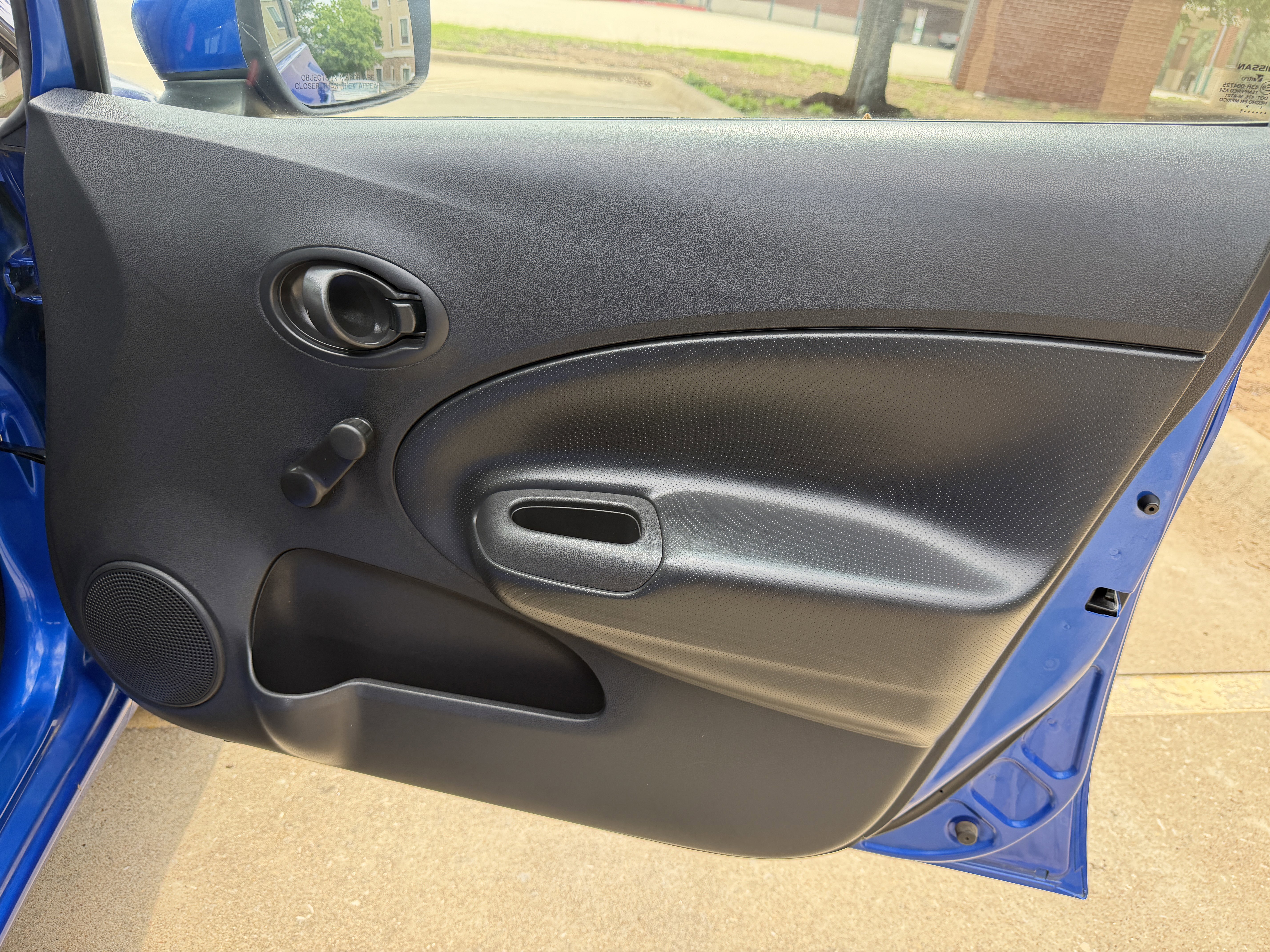Used 2015 Nissan Versa Note S FWD image 9