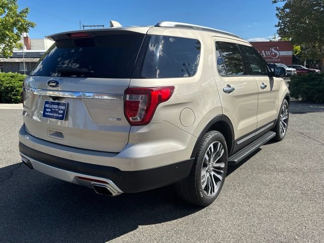 Used 2017 Ford Explorer Platinum AWD/4WD image 4