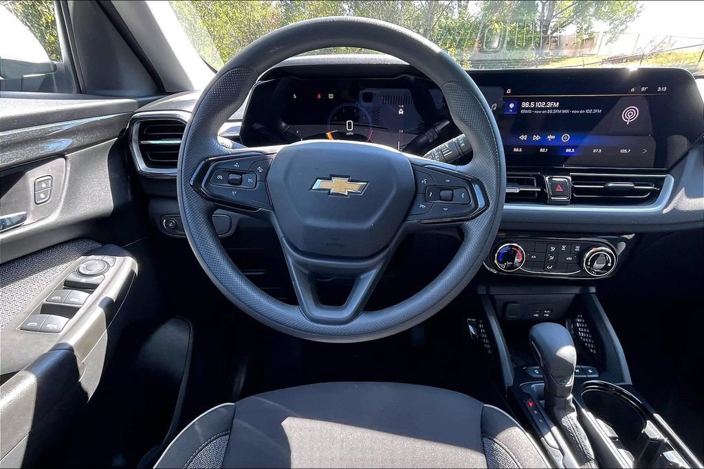 Used 2026 Chevrolet TrailBlazer LT FWD image 7