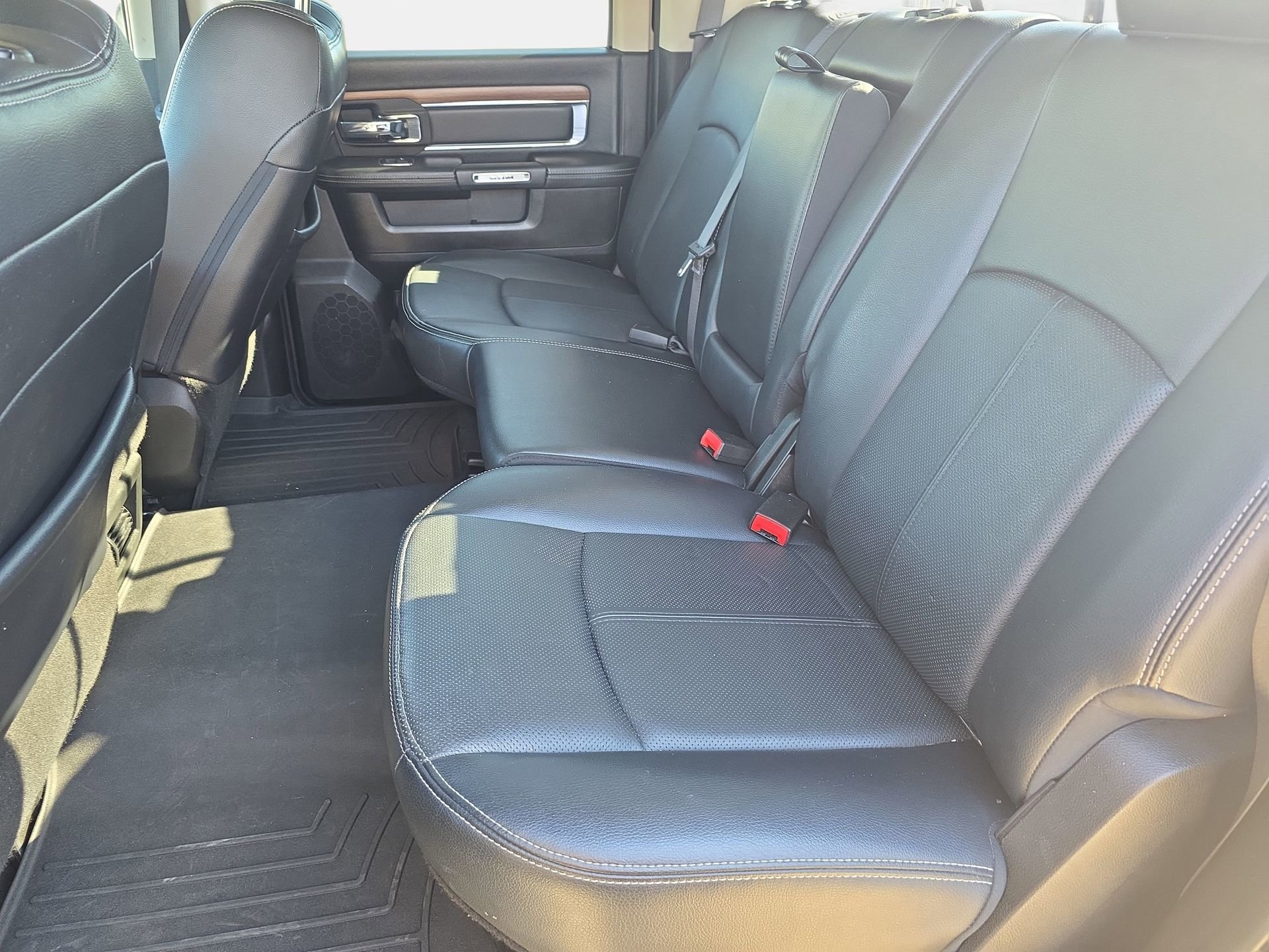 Used 2018 RAM 2500 Laramie w/ Protection Group image 13