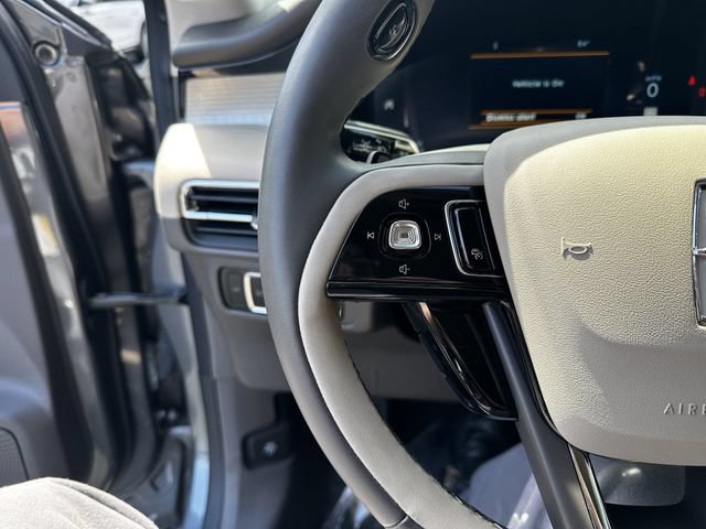 Certified 2023 Lincoln Corsair AWD w/ Equipment Group 101A image 28