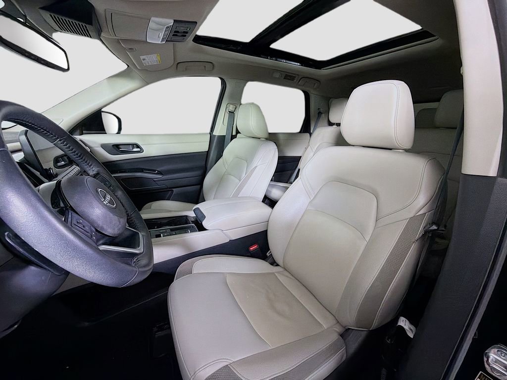 Used 2022 Nissan Pathfinder SL w/ SL Premium Package image 13