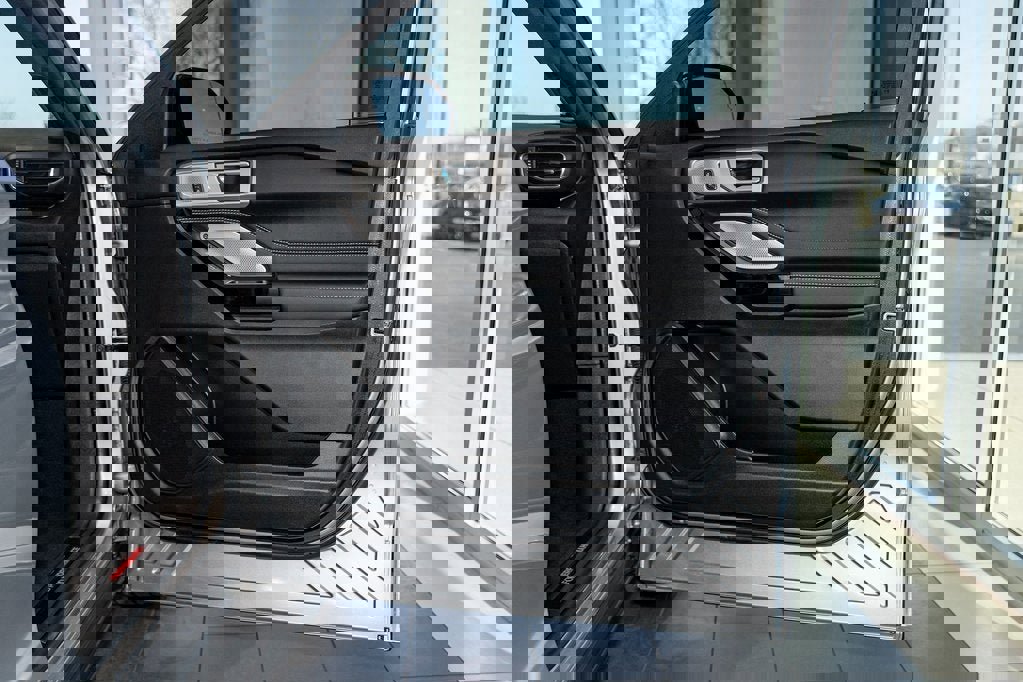 Used 2023 Ford Explorer ST w/ Equipment Group 401A image 20