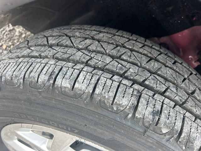 New 2025 Jeep Compass Latitude w/ Sun & Sound Group image 43