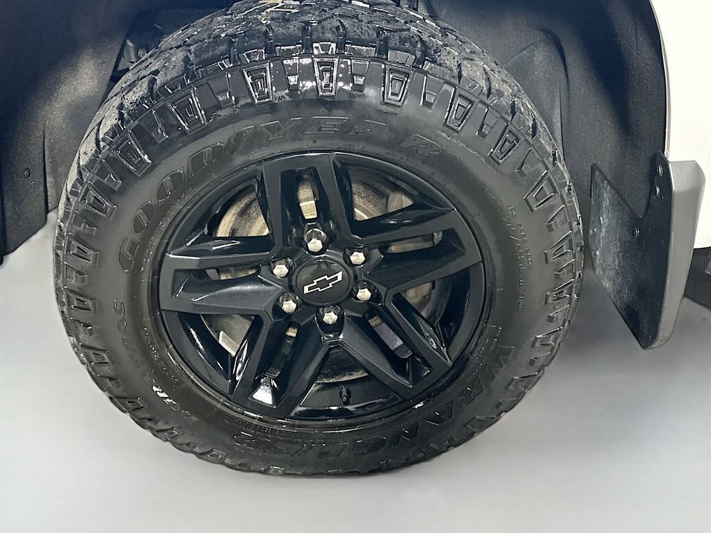 Used 2019 Chevrolet Silverado 1500 Custom Trail Boss w/ Custom Convenience Package image 29