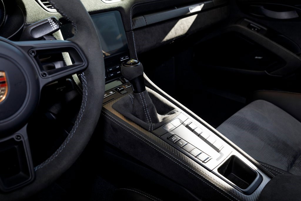 Used 2024 Porsche 718 Cayman GT4 RS image 31