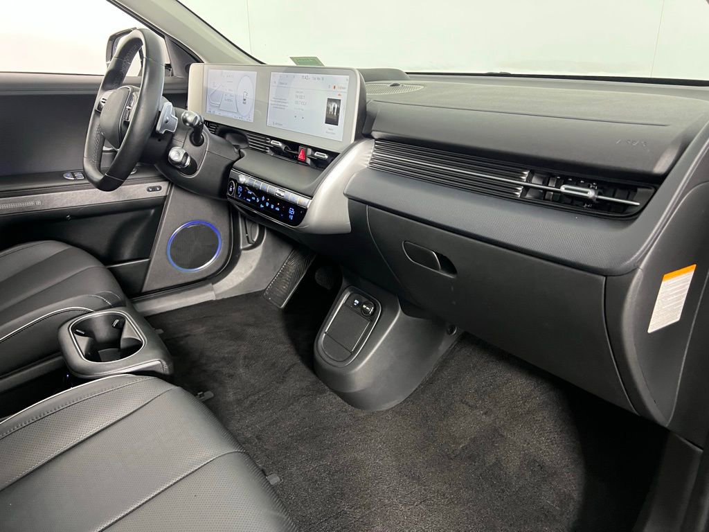 Used 2023 Hyundai Ioniq 5 Limited image 35