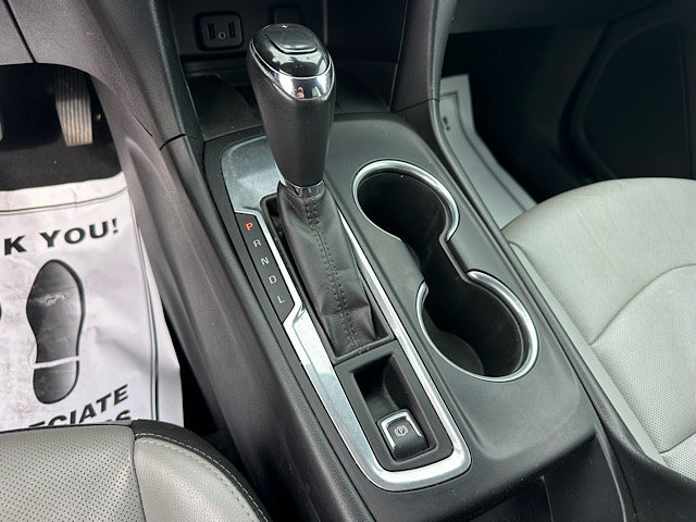 Used 2018 Chevrolet Equinox Premier FWD image 26