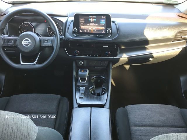 Used 2021 Nissan Rogue SV image 15