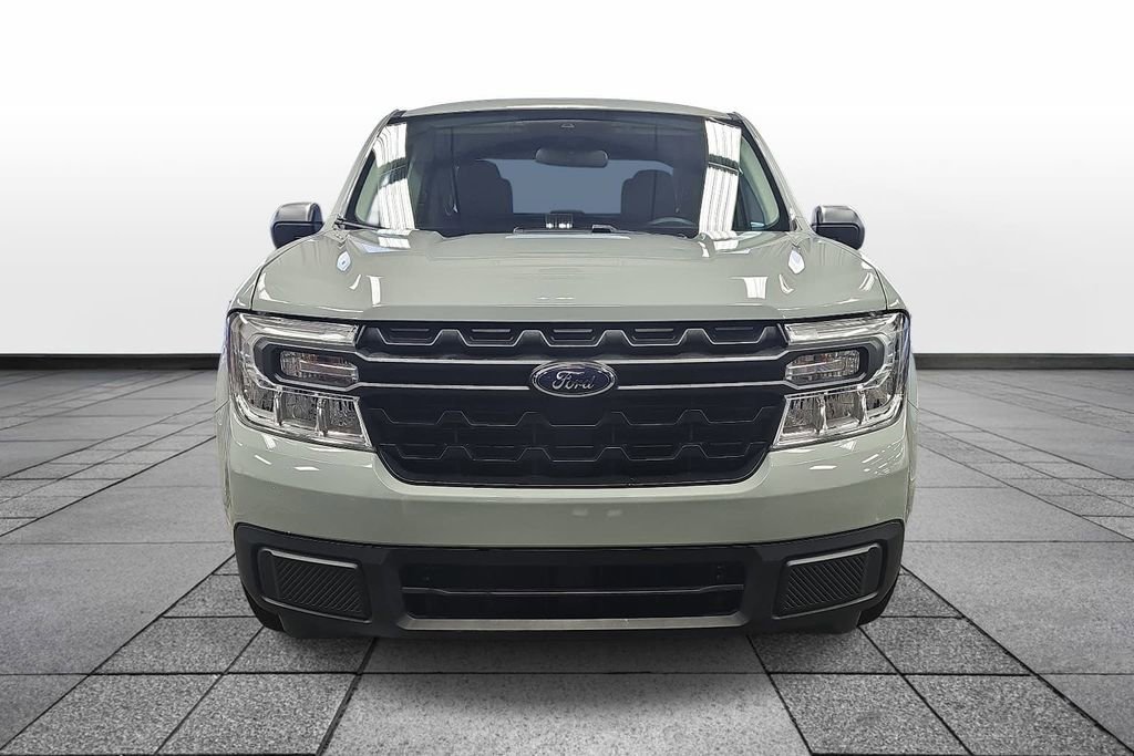 Used 2024 Ford Maverick XL image 2