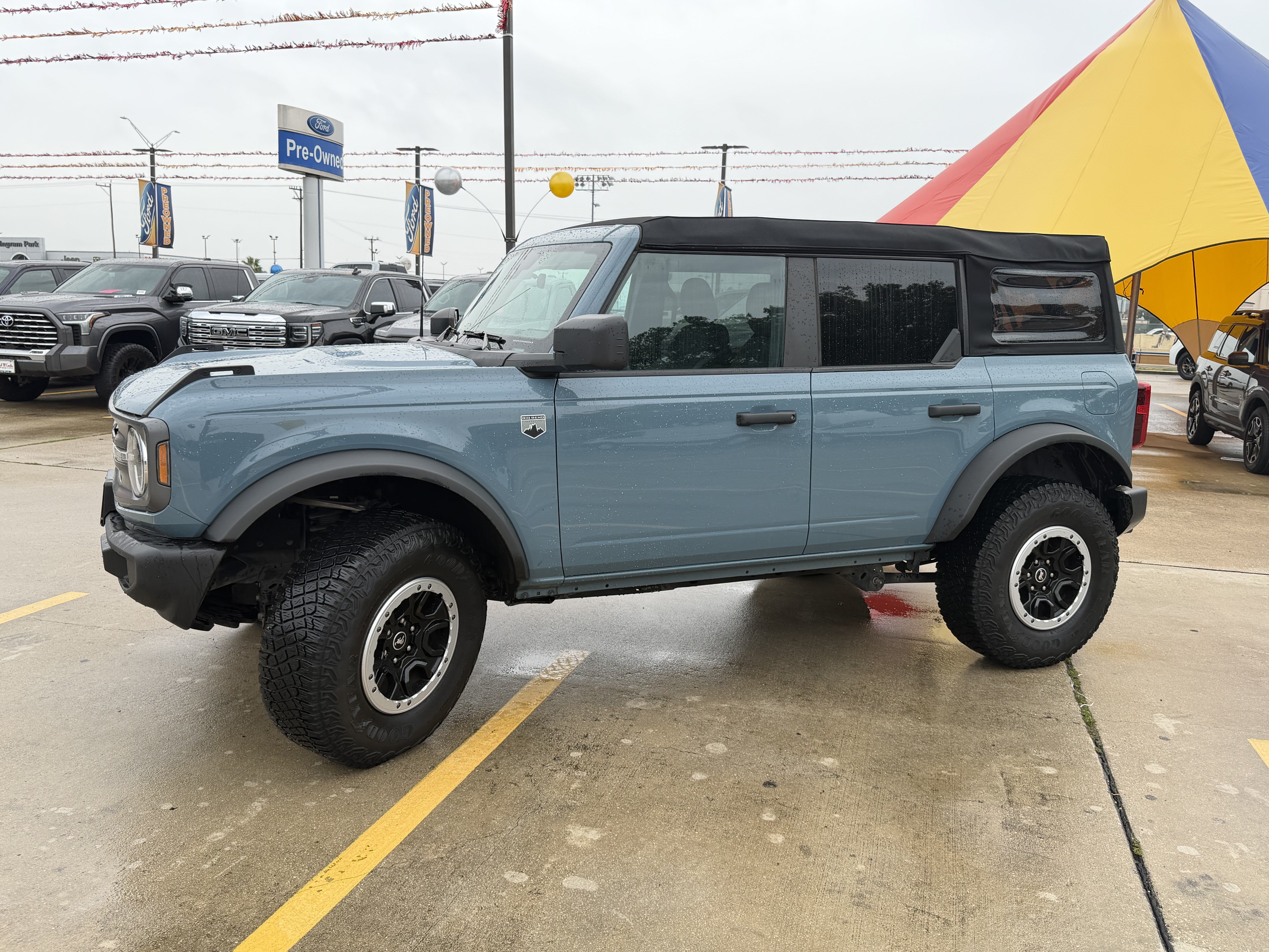 Certified 2023 Ford Bronco Big Bend w/ Sasquatch Package AWD/4WD image 10