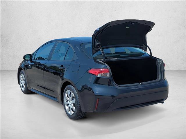 Used 2021 Toyota Corolla LE image 8
