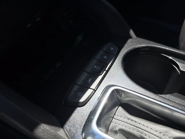 Used 2025 Chevrolet TrailBlazer ACTIV w/ Convenience Package FWD image 27