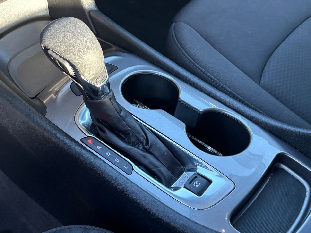 Used 2025 Chevrolet Malibu LS image 21