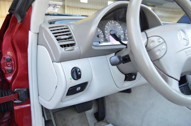 Used 2001 Mercedes-Benz CLK 430 Cabriolet image 33