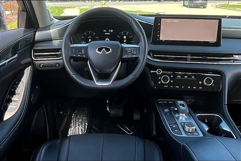 Certified 2026 INFINITI QX60 Luxe w/ Cargo Package image 17