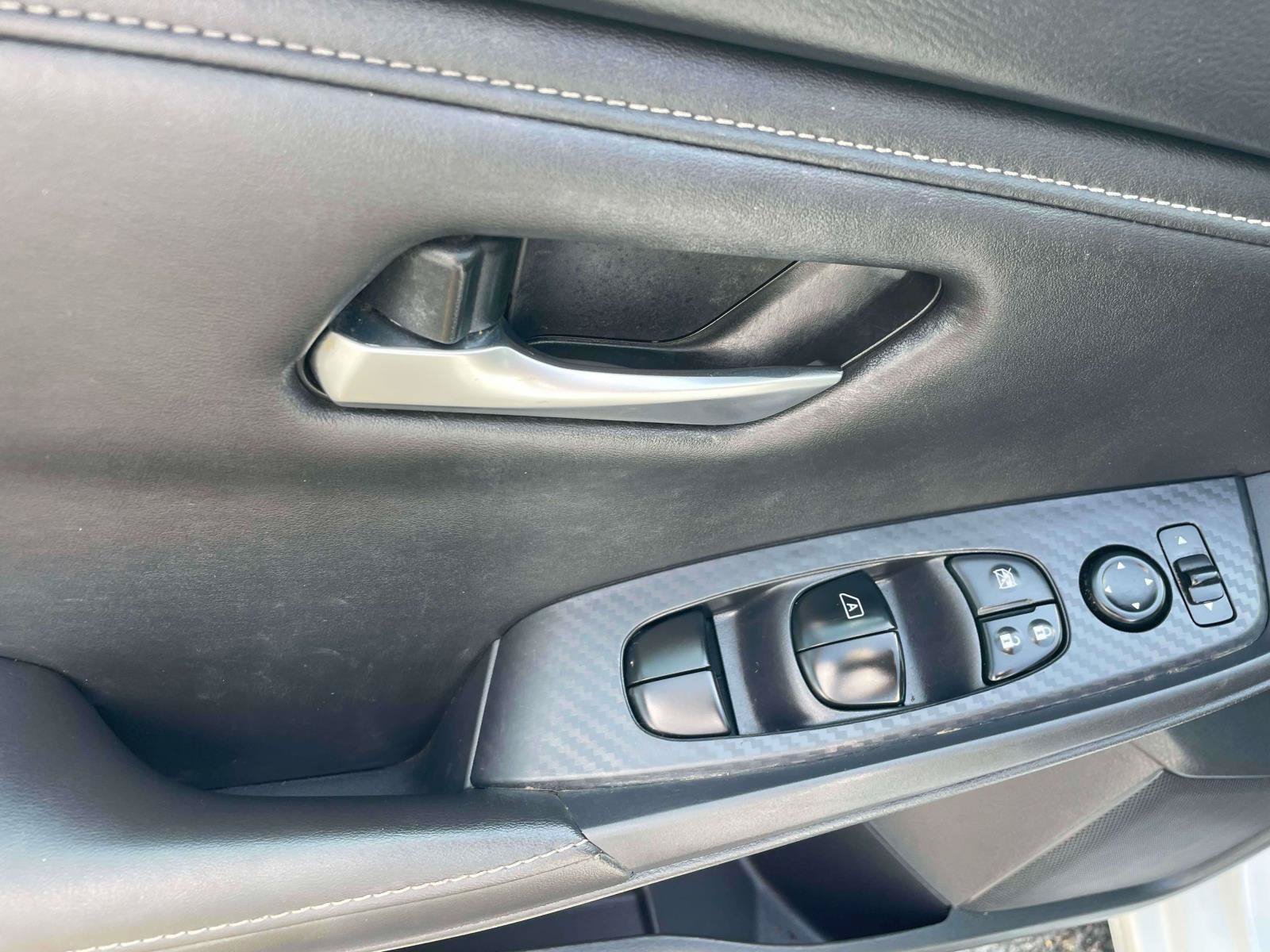 Used 2024 Nissan Sentra SV FWD image 10