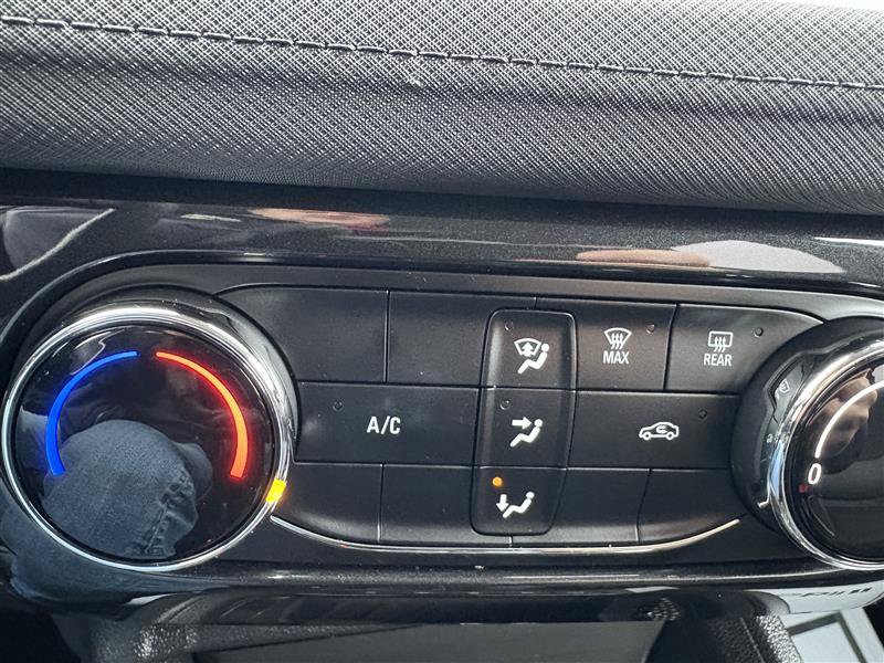 Used 2025 Chevrolet TrailBlazer LT image 15