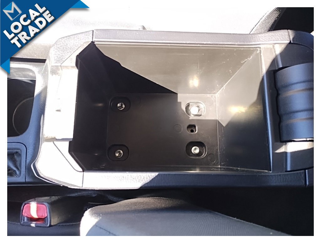 Used 2015 Toyota RAV4 LE AWD/4WD image 19