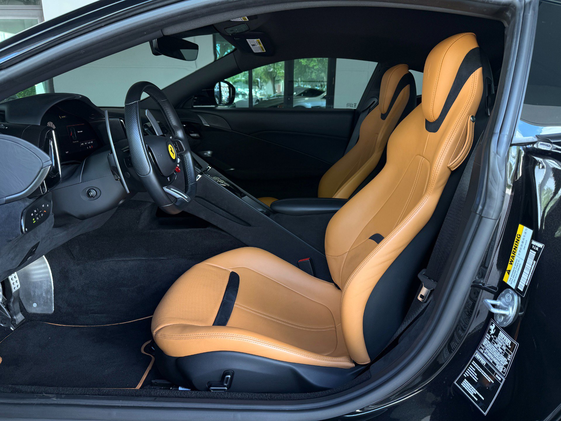 Used 2021 Ferrari Roma RWD image 22