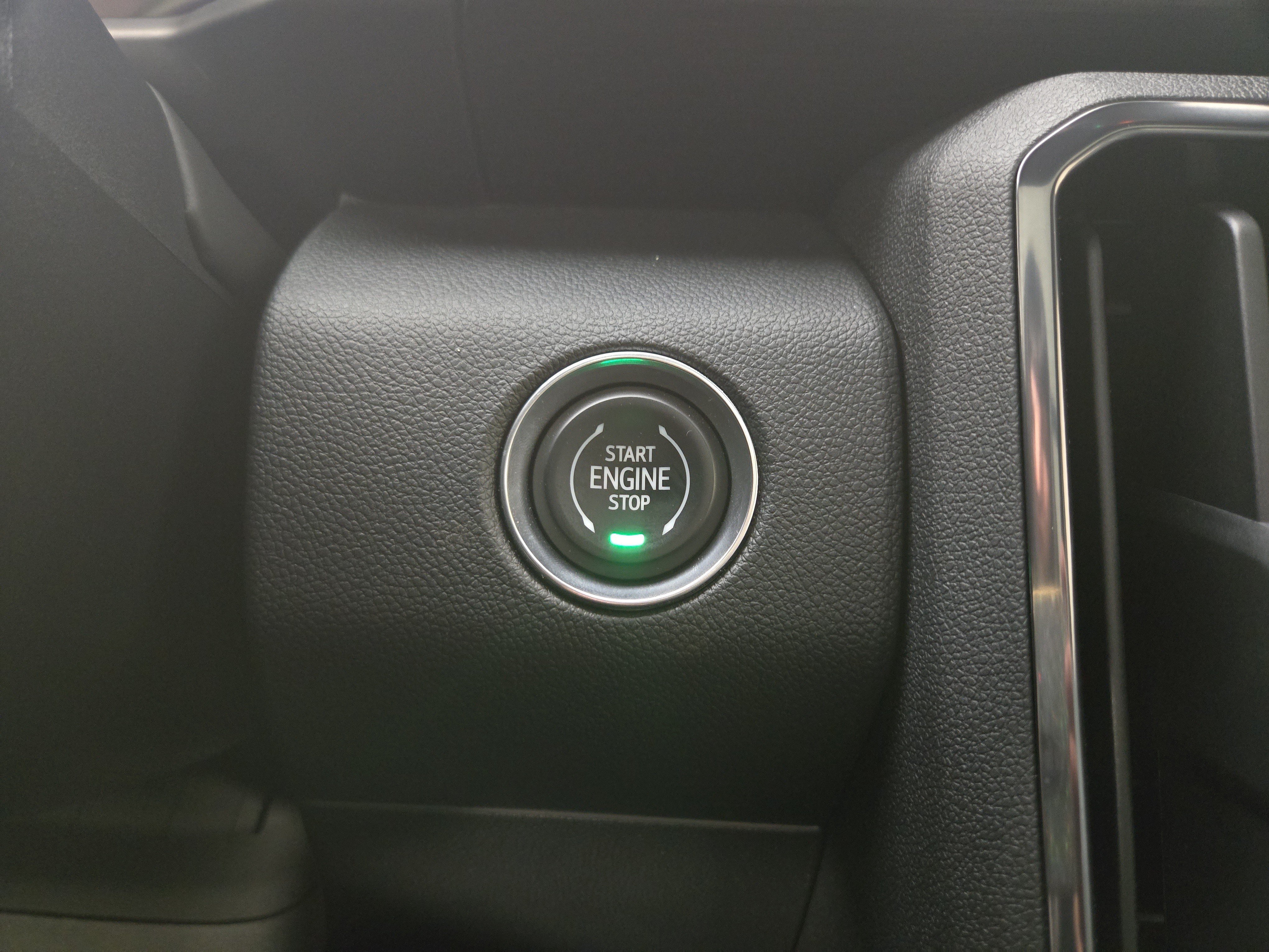 Used 2025 GMC Acadia AT4 w/ Luxury Package AWD/4WD image 27