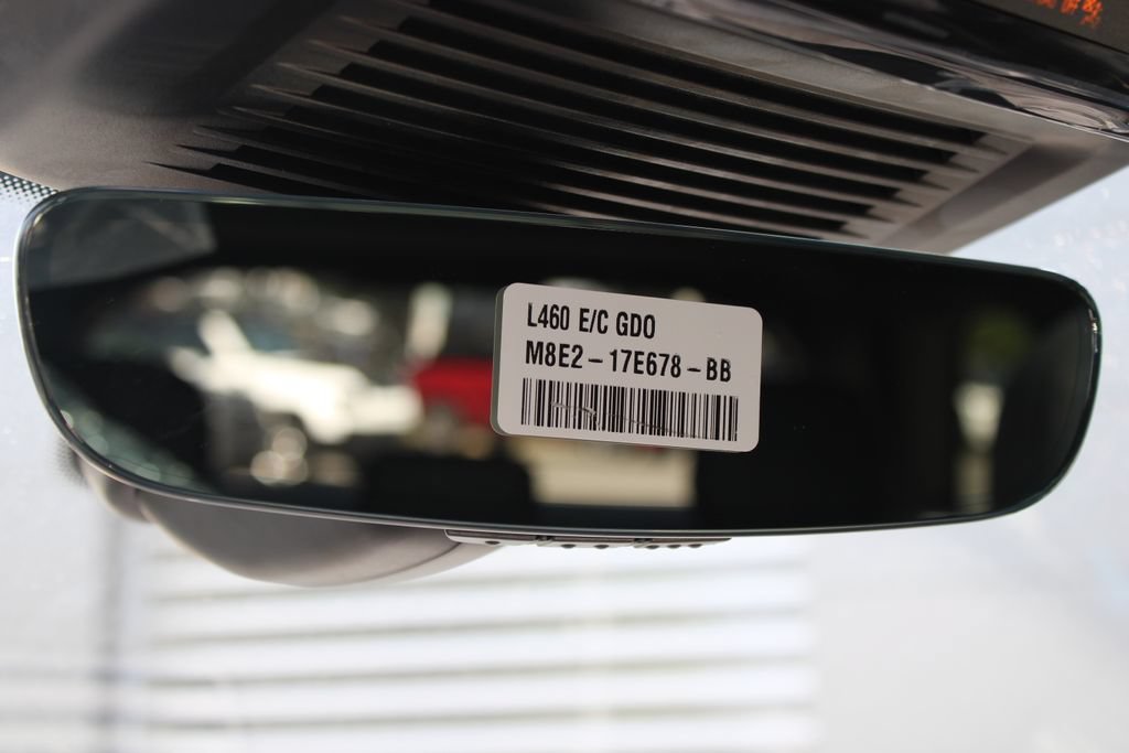 New 2026 Land Rover Range Rover SE AWD/4WD image 11