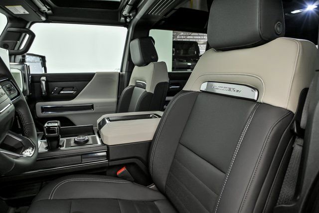 New 2026 GMC Hummer EV SUV w/ LPO, Sport Package image 7