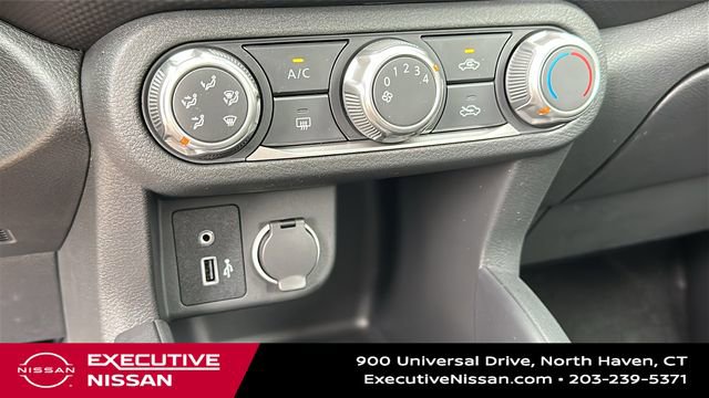 Used 2025 Nissan Kicks Play S FWD image 17