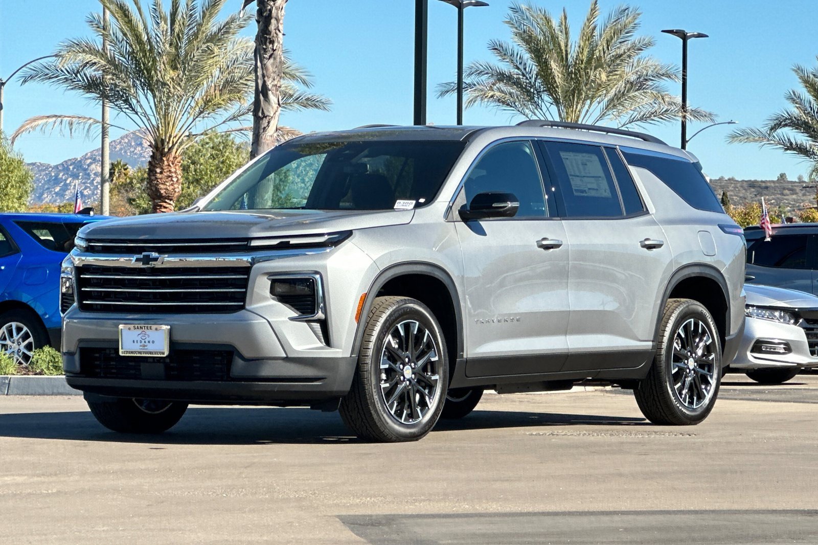 New 2026 Chevrolet Traverse LT w/ Sun and Wheel Package image 8