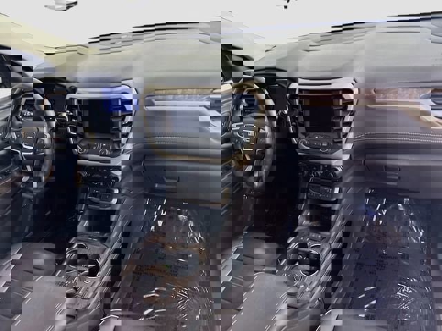 Used 2023 GMC Acadia Denali w/ Denali Ultimate Package image 32