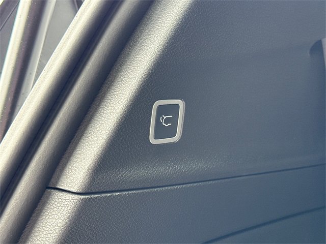 New 2026 Chrysler Pacifica Select image 33