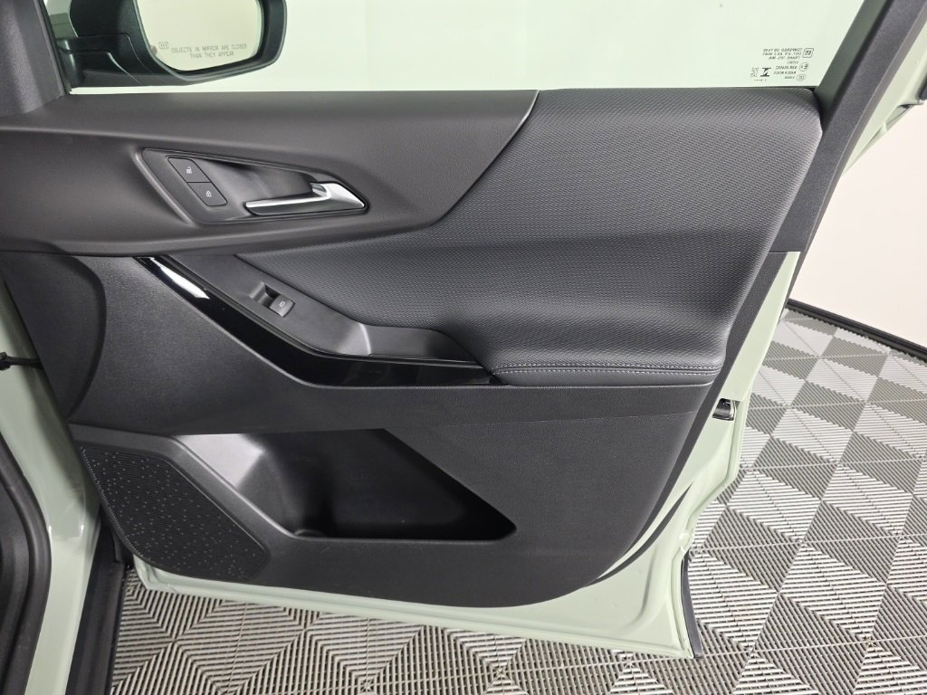 New 2026 Chevrolet Equinox LT image 35