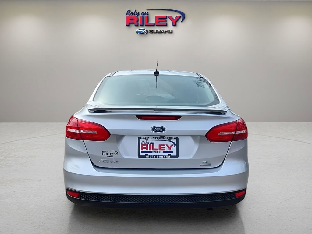 Used 2017 Ford Focus SE image 4