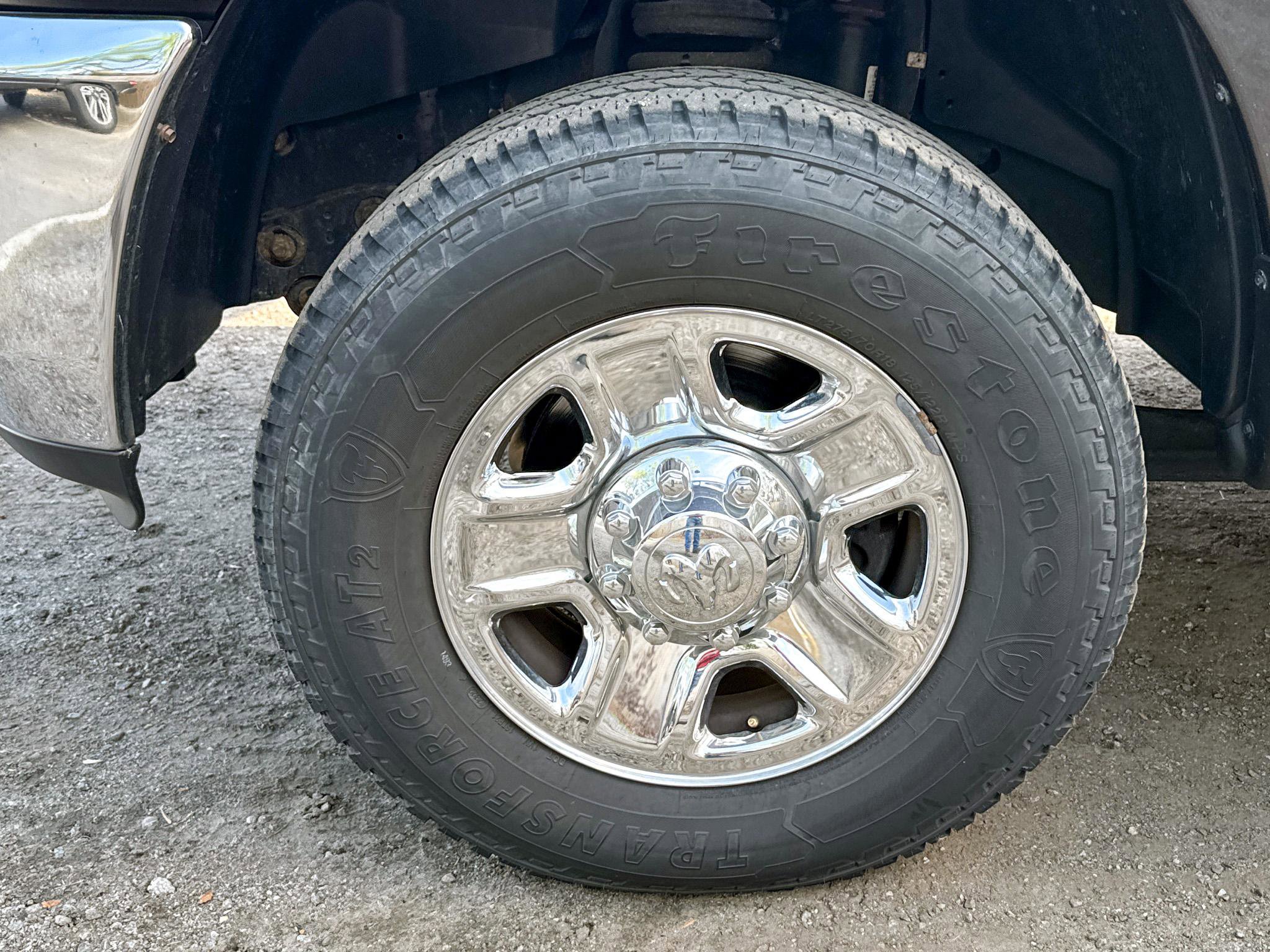 Used 2016 RAM 2500 Tradesman w/ Chrome Appearance Group image 3