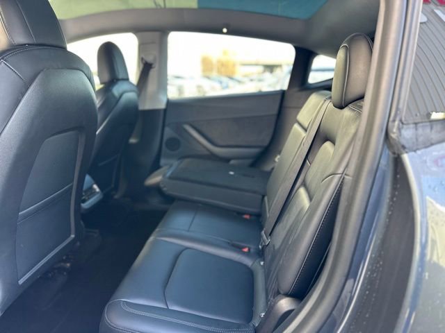 Used 2023 Tesla Model Y Performance image 12