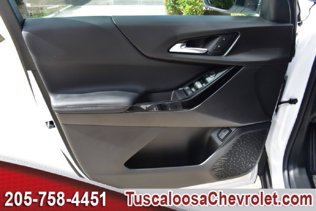 New 2027 Chevrolet Equinox LT w/ Convenience Package II FWD image 13