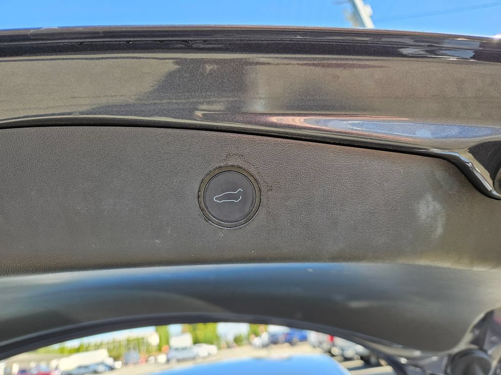 Used 2022 Tesla Model 3 Performance AWD/4WD image 11