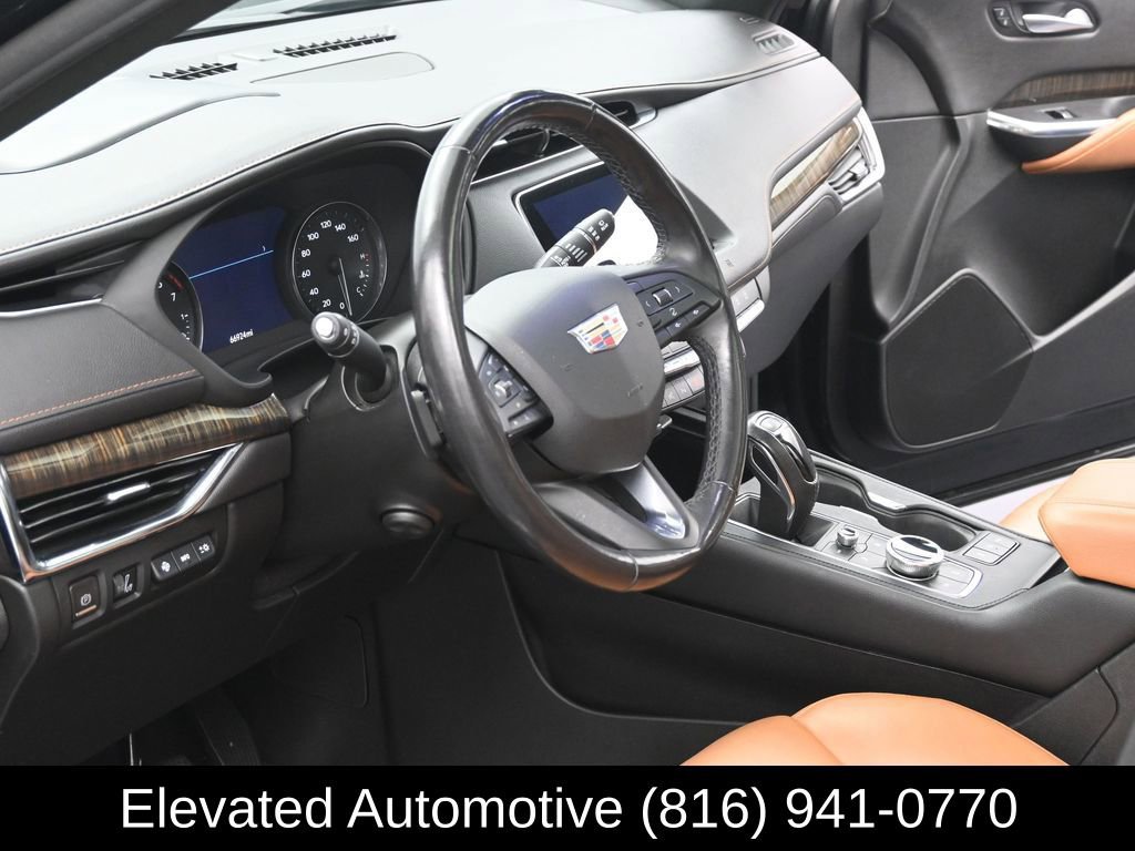 Used 2019 Cadillac XT4 Premium Luxury image 7