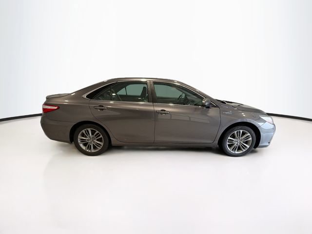 Used 2017 Toyota Camry SE image 7