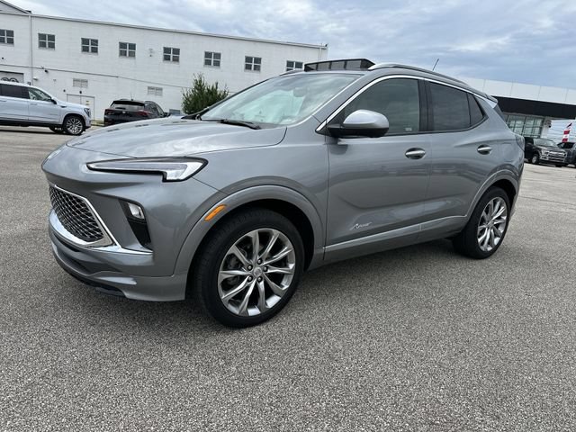 Certified 2025 Buick Encore GX Avenir w/ Avenir Technology Package AWD/4WD image 33
