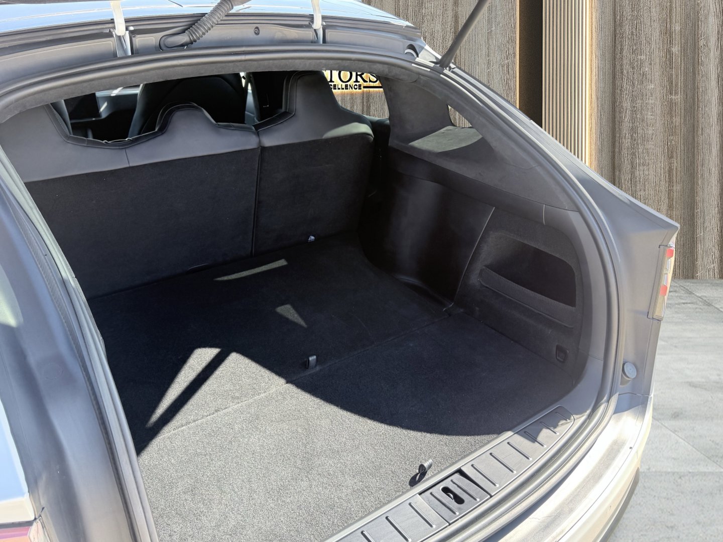 Used 2023 Tesla Model X AWD/4WD image 12