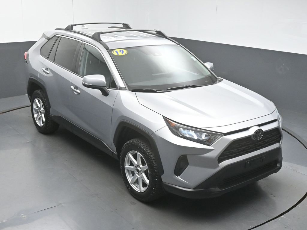 Used 2019 Toyota RAV4 LE w/ All Weather Liner Package image 39