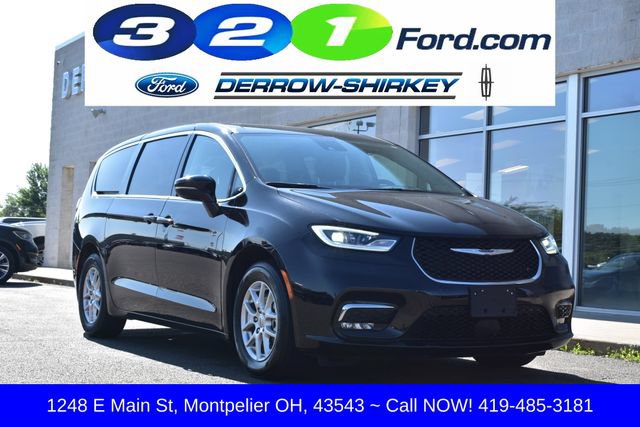 Used 2024 Chrysler Pacifica Touring-L