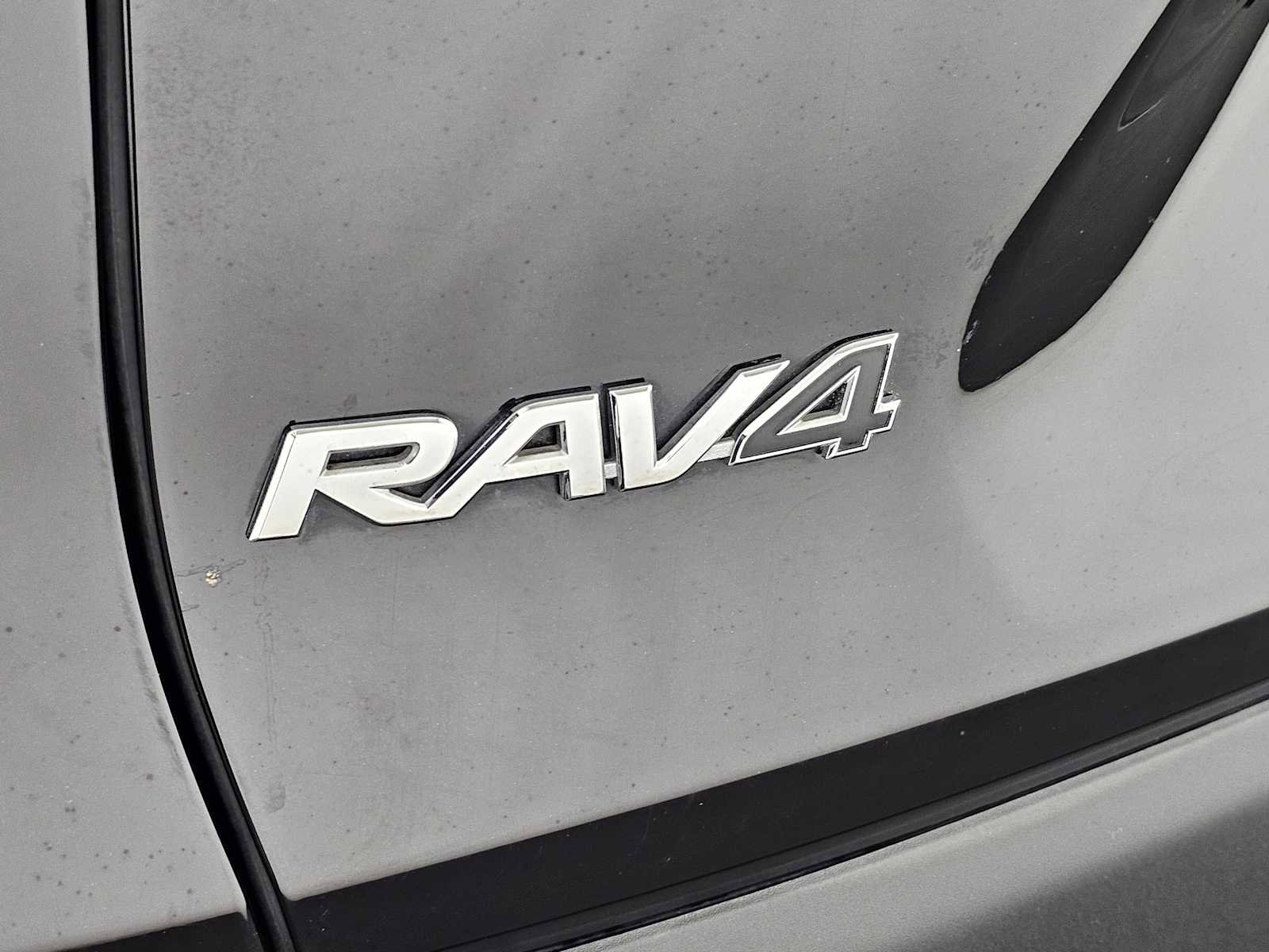 Used 2024 Toyota RAV4 XLE w/ Convenience Package image 14