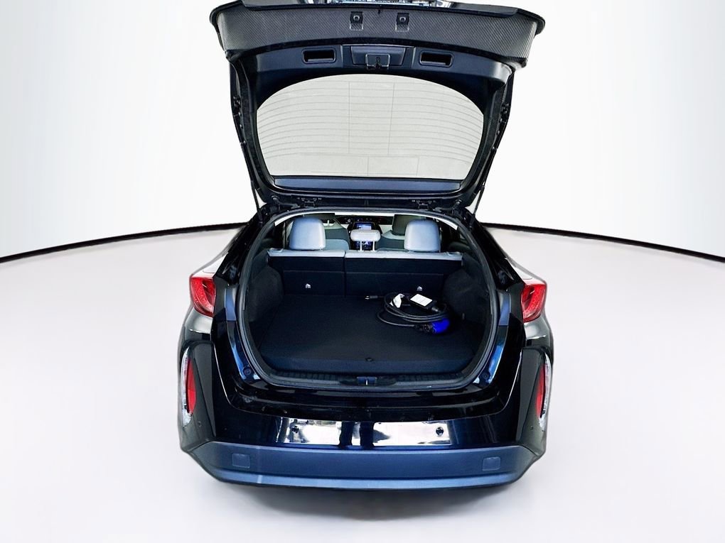 Used 2021 Toyota Prius Prime Limited image 14