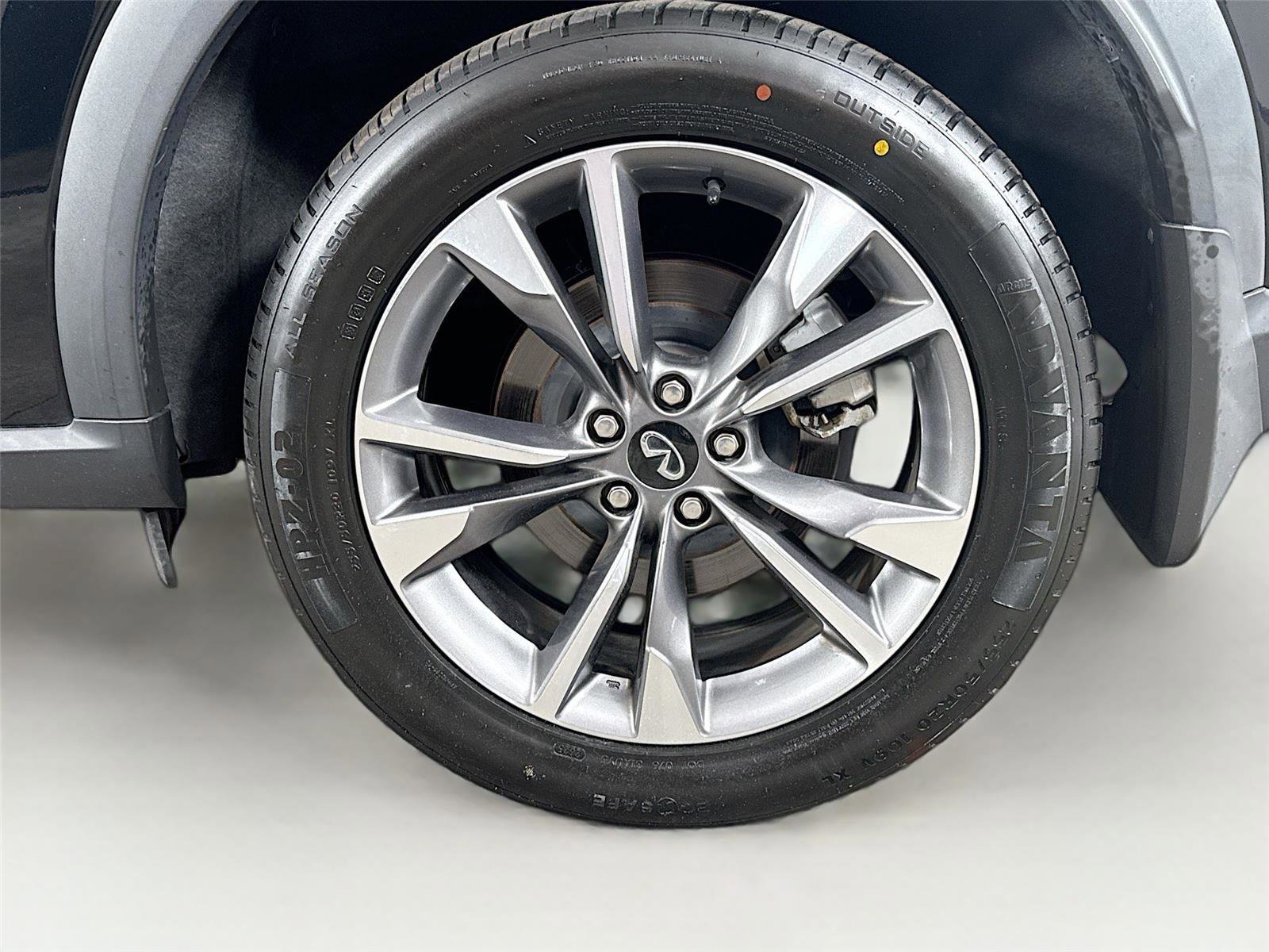 Used 2022 INFINITI QX60 Luxe w/ Vision Package image 32