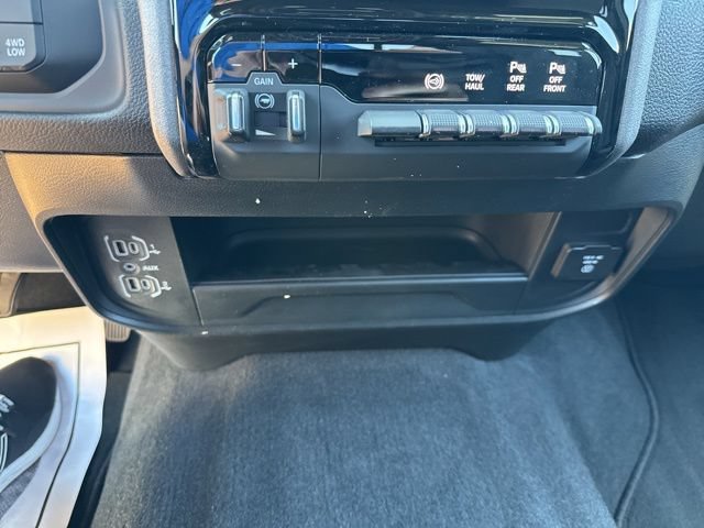New 2026 RAM 3500 Tradesman AWD/4WD image 37